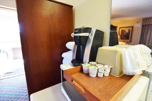 Arbors At Island Landing Hotel & Suites