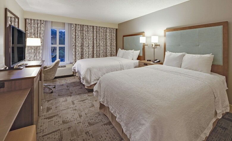 Hotel Hampton Inn Myrtle Beach Broadway At The Beach