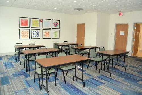Holiday Inn Express Hotel And Suites Abilene