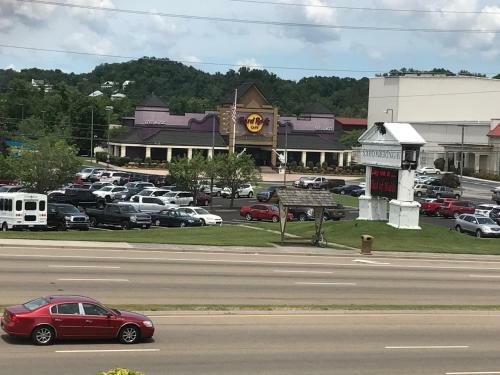 Hotel Pin Oak Parkway Inn