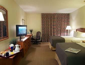 Motel Baymont Inn & Suites Houston- Sam Houston Parkway