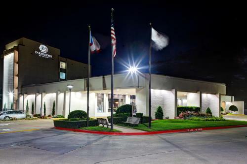 Hotel Doubletree By Hilton Arlington Dfw South