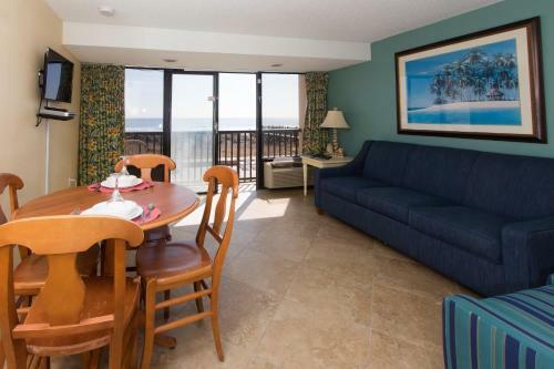 Hotel Peppertree By The Sea