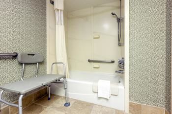 Hotel Baymont Inn And Suites Amarillo East