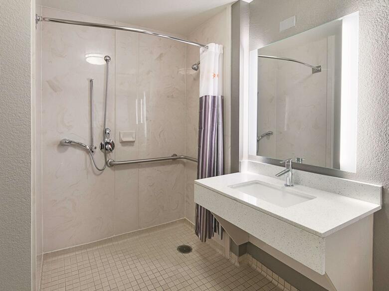 Hotel La Quinta Inn & Suites Arlington North Six Flags Drive