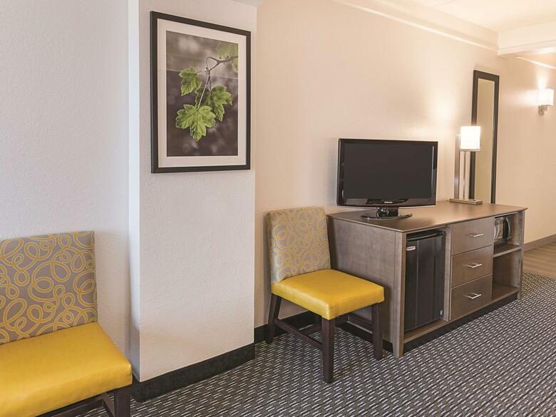Hotel La Quinta Inn & Suites Arlington North Six Flags Drive