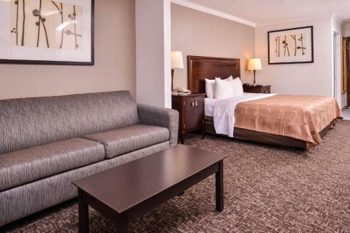 Hotel Quality Inn And Suites Beaumont