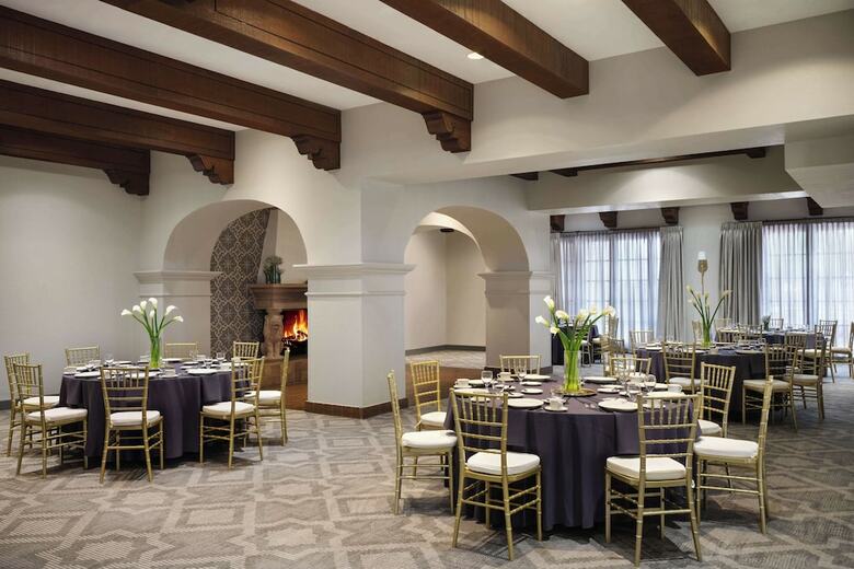 Hotel Doubletree By Hilton Austin