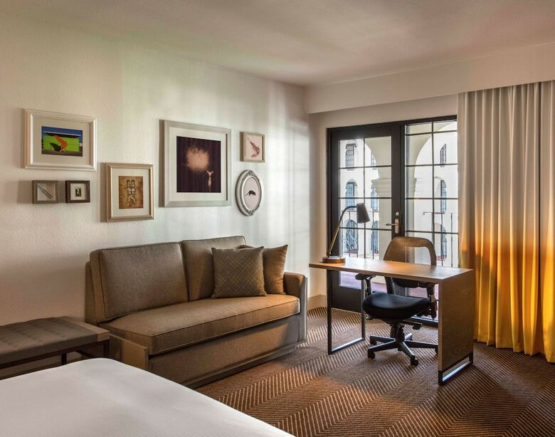 Hotel Doubletree By Hilton Austin