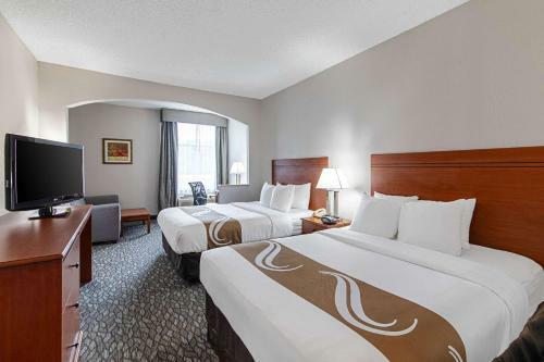 Hotel Quality Suites South Austin