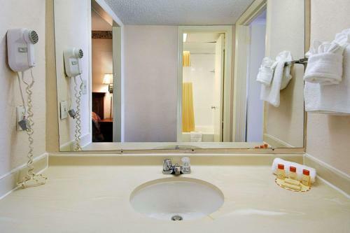 Hotel Days Inn Myrtle Beach - Beach Front
