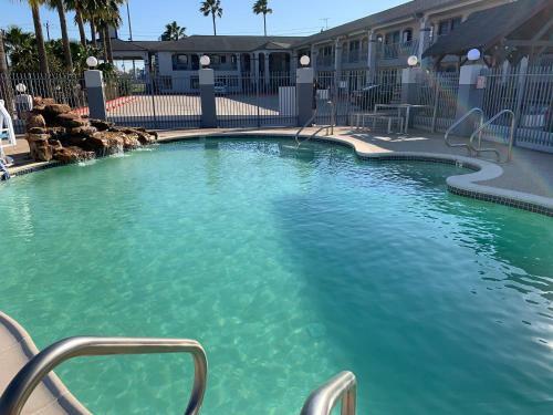 Motel Extended Stay Inn & Suites