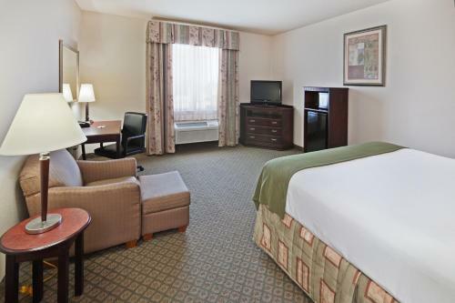 Holiday Inn Express Hotel And Suites Corsicana I-45