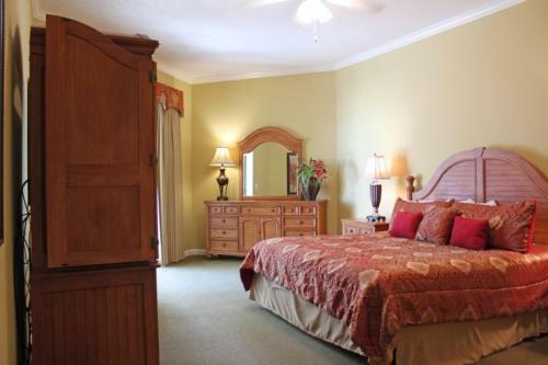 Apartamento Royal Palms 704