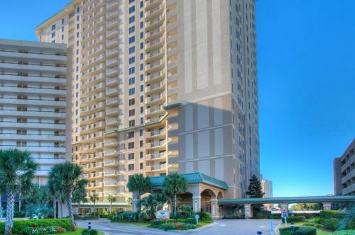 Apartamento Royal Palms 704