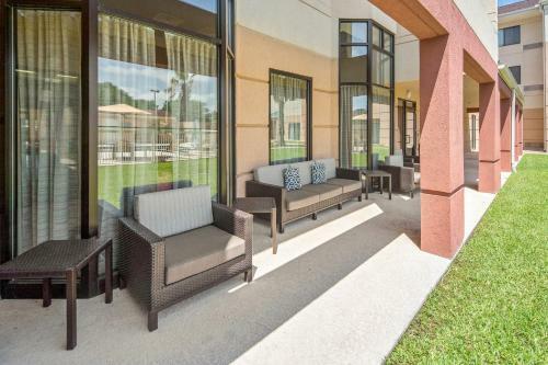 Hotel Courtyard College Station