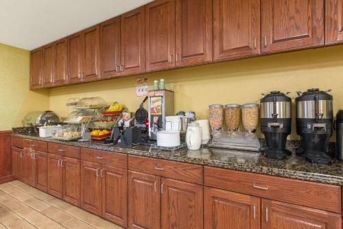 Hotel Hawthorn Suites By Wyndham Corpus Christi/padre Isle