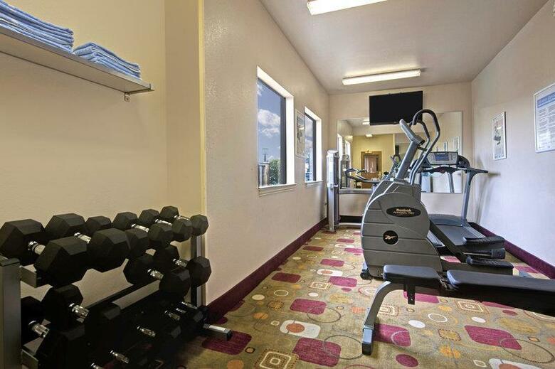 Hotel Best Western Plus Denton Inn & Suites