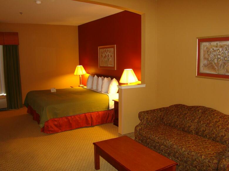 Hotel Best Western Plus Denton Inn & Suites