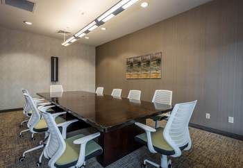 Holiday Inn Hotel & Suites Denton University Area