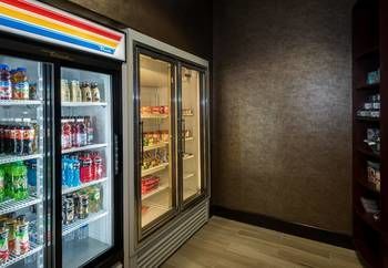 Holiday Inn Hotel & Suites Denton University Area