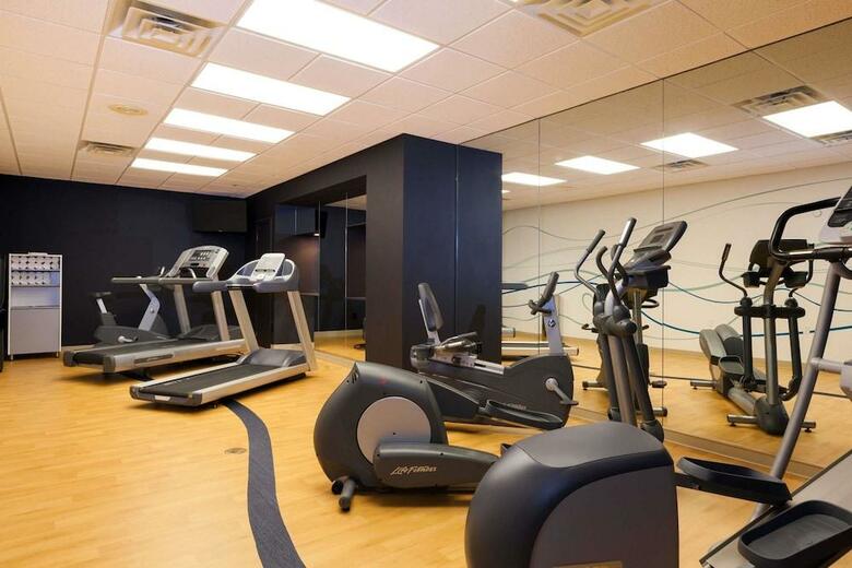 Hotel Wyndham Dallas Suites - Park Central