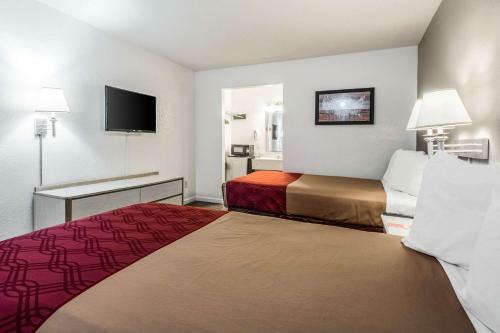 Motel Econo Lodge Airport I-35 North