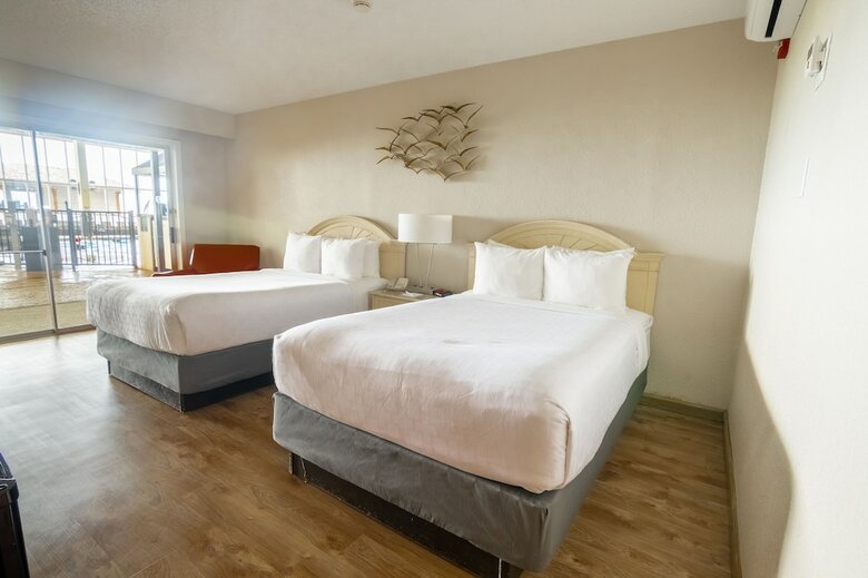 Emerald Beach Hotel