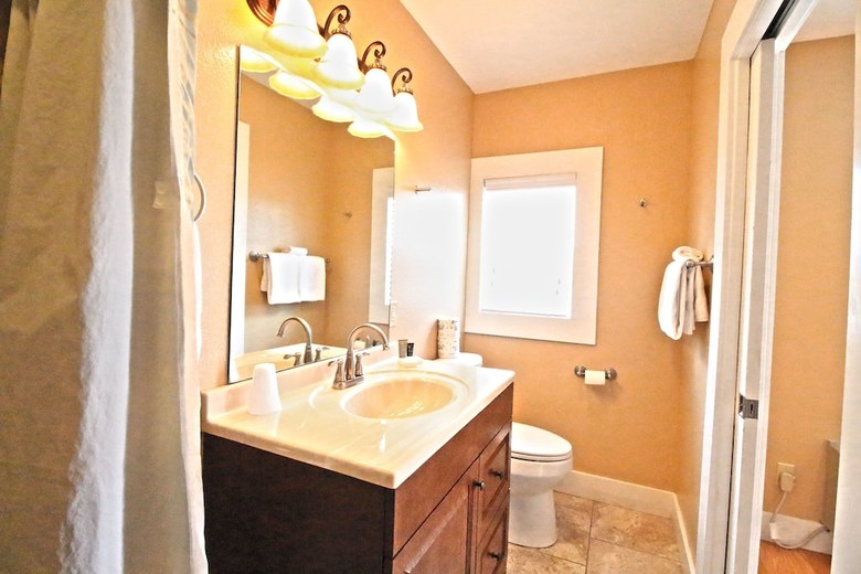 Hotel Peach Tree Inn & Suites