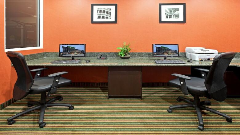Hotel Holiday Inn Garland