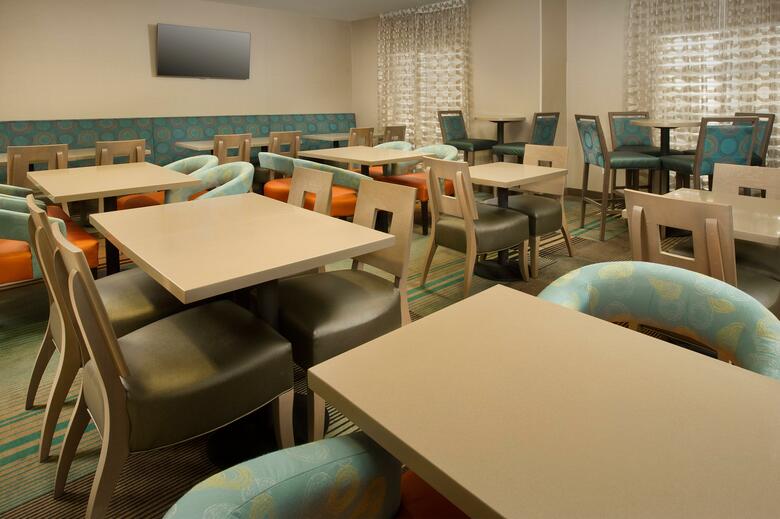 Holiday Inn Express Hotel And Suites Dfw-grapevine