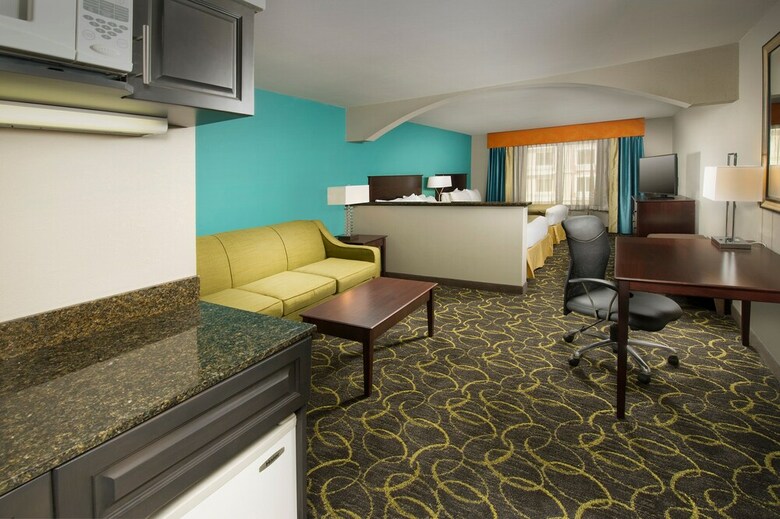 Holiday Inn Express Hotel And Suites Dfw-grapevine