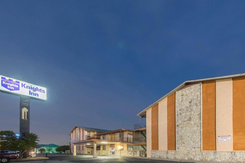 Motel Knights Inn Fort Worth