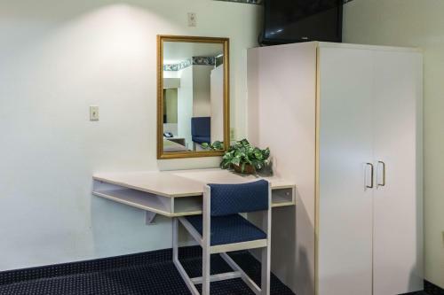 Motel 6 Fort Worth - Burleson