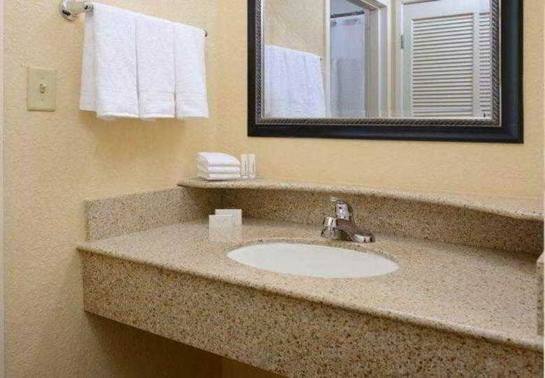 Hotel Courtyard Dallas Las Colinas