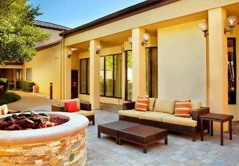 Hotel Courtyard Dallas Las Colinas