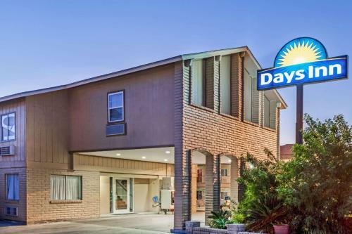 Hotel Days Inn By Wyndham Kenedy