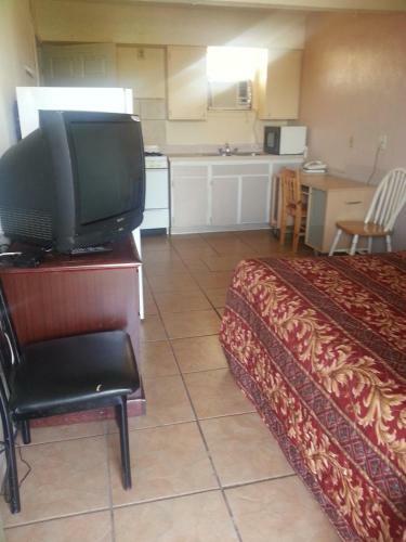 Motel Executive Inn & Suites