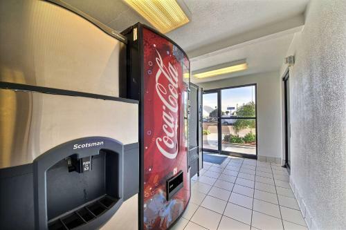 Motel 6 Laredo South