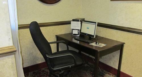 Hotel Amerik Suites Laredo At Mall Del Norte