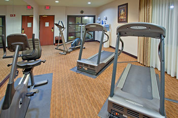 Holiday Inn Express Hotel & Suites Longview