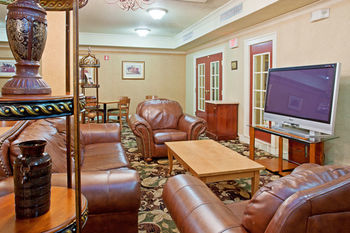 Holiday Inn Express Hotel & Suites Longview