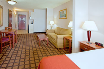 Holiday Inn Express Hotel & Suites Longview