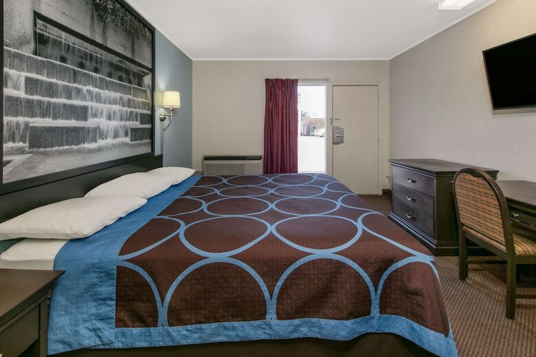 Motel Super 8 Lubbock Civic Center North