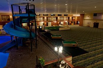 Grand Texan Hotel And Convention Center