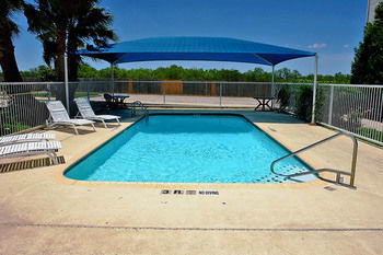 Motel 6 San Antonio Downtown Alamodome