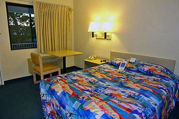 Motel 6 San Antonio Downtown Alamodome