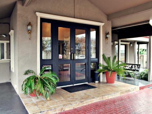 Motel Days Inn Downtown/riverwalk Area