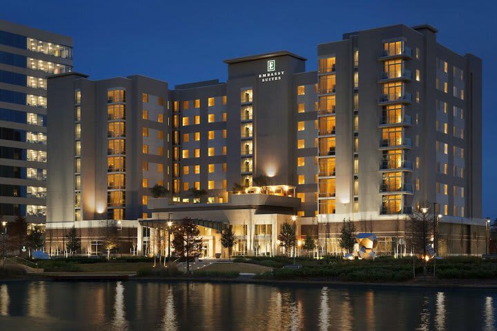 Hotel Embassy Suites By Hilton The Woodlands