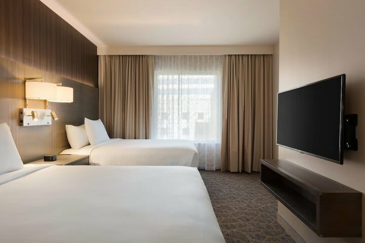 Hotel Embassy Suites By Hilton The Woodlands